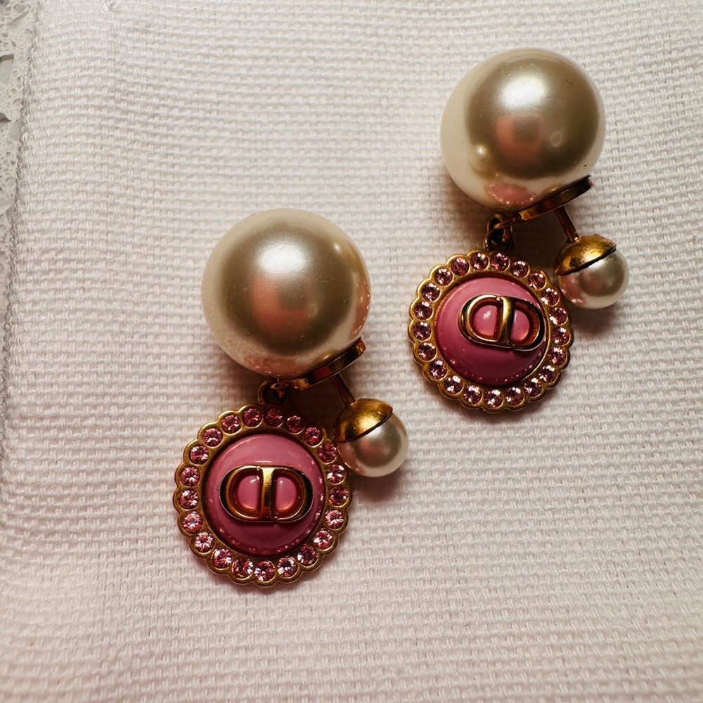 Dior Tribal Pearl Earrings Pink CD Logo Crystal Charm Authentic - Picture 5 of 9